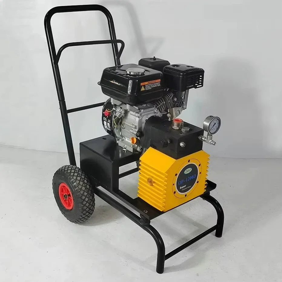 Heavy Petrol Driven Airless Putty Automatic Spray for Epoxy Resin Titan Airless Paint Sprayer