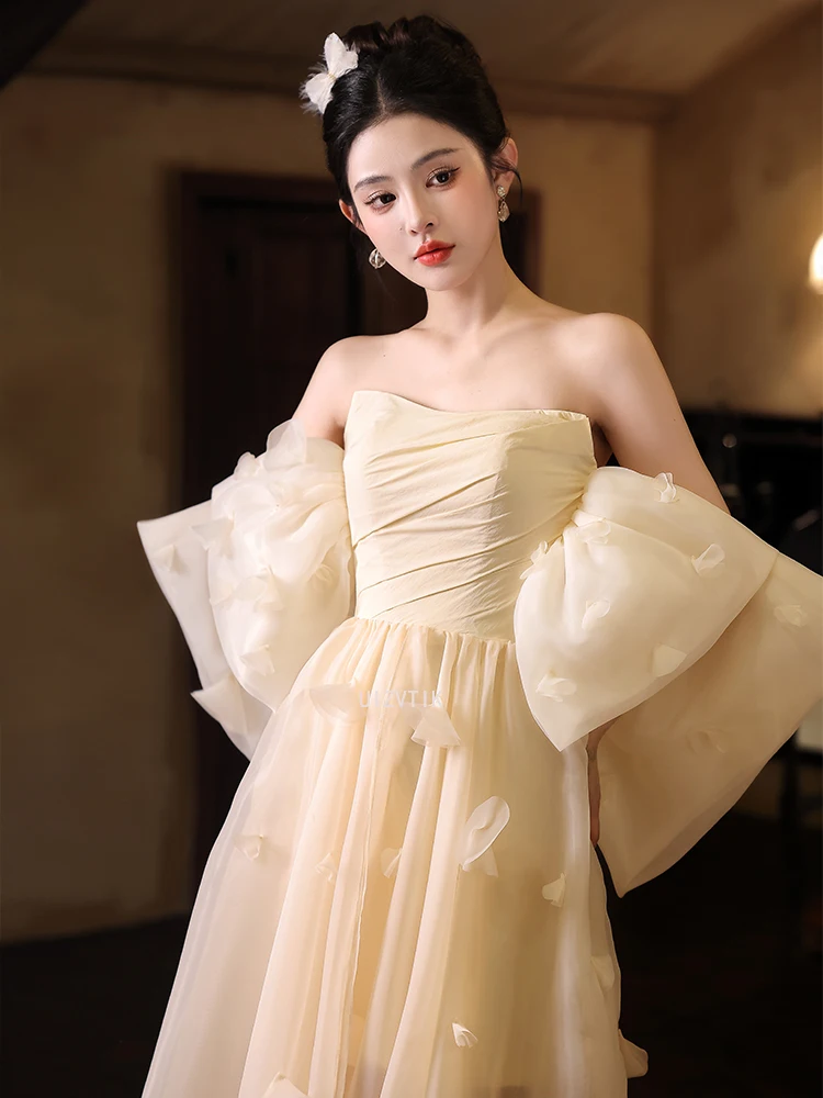 แชมเปญเจ้าหญิงงานแต่งงานชุดผู้หญิง A-Line Sweetheart ปิดไหล่ Puffy แขน Backless ชุดเจ้าสาว Vestidos ที่กําหนดเอง