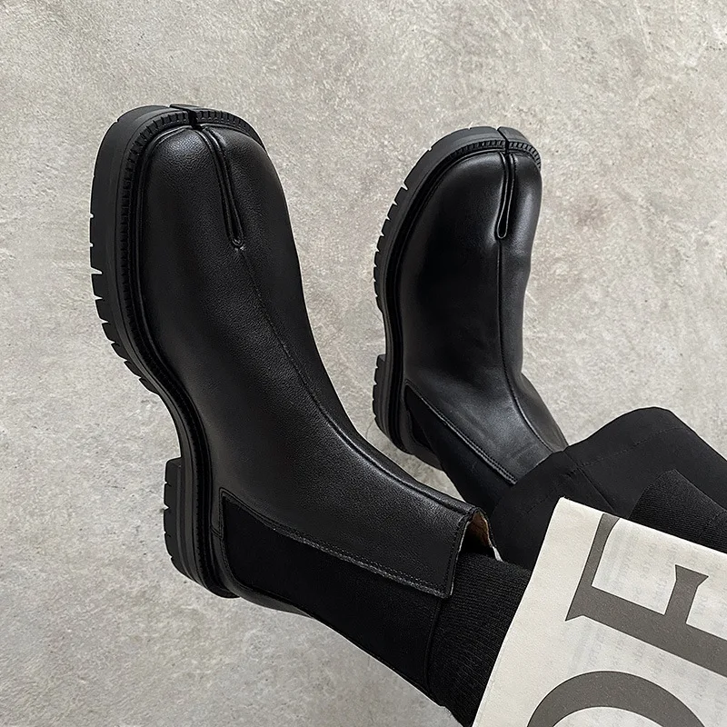 

Genuine leather Split-toed Boots Mid-tube Chelsea Boots Men's and Women's Couples High-top Set of Split-toed Leather Shoes