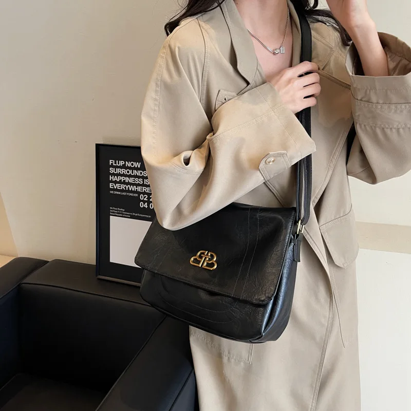 حقيبة حمل نسائية شعبية جديدة للخريف والشتاء - نسيج فاخر وخفيف وبسيط | رسول كتف متعدد الاستخدامات ذو سعة كبيرة #1