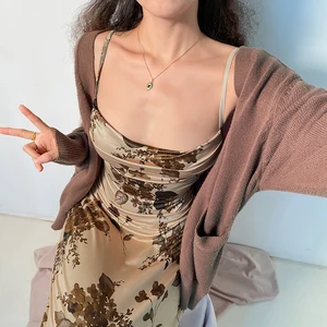 أعلى 6 فستان مبيعات 2000s - رقم 1