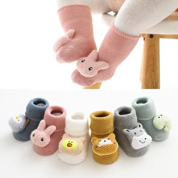 Calcetines de bebé de dibujos animados para niña, niño, conejo, oso, antideslizantes, suaves, cálidos, invierno, otoño, calcetines de suelo interior para niños