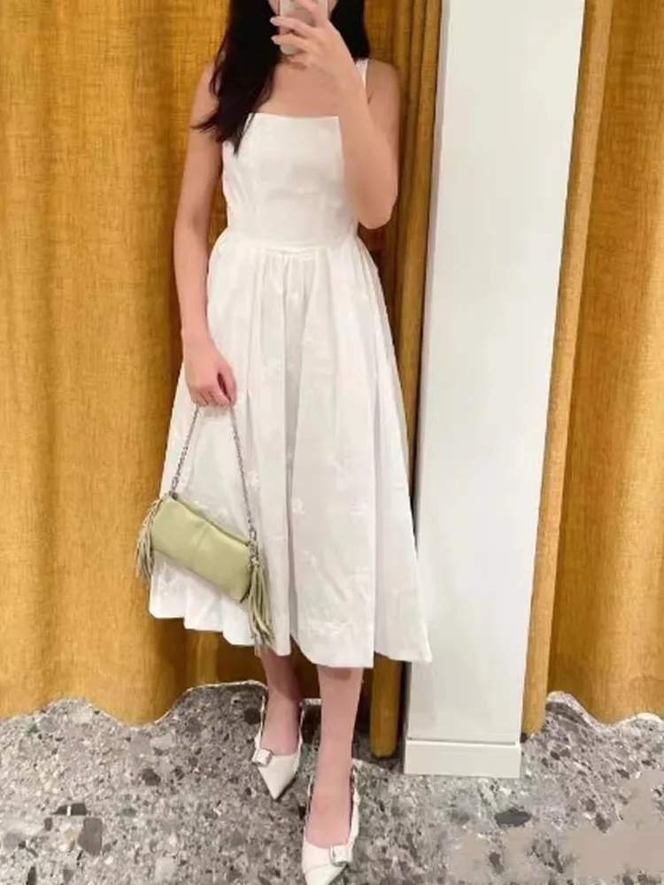 Ele Hepburn Sle Whi… - image