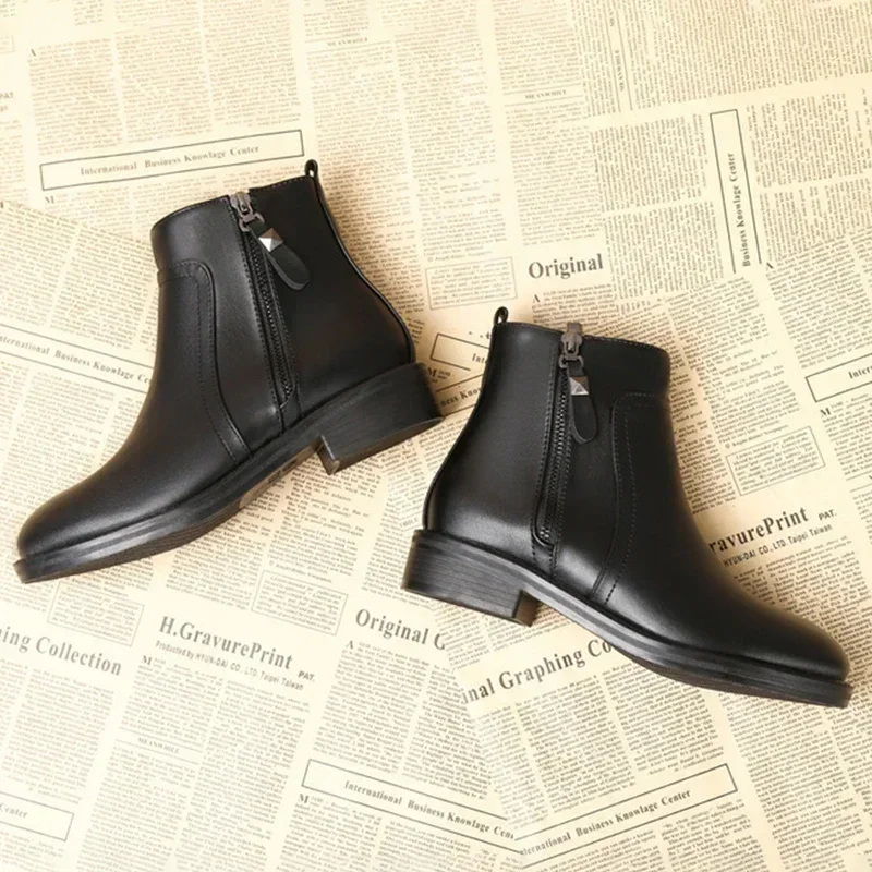 Plus Size damskie botki zimowe czarne ciepłe pluszowe boczny zamek błyskawiczny bawełniane buty damskie na niskim obcasie luksusowe Chelsea Boots