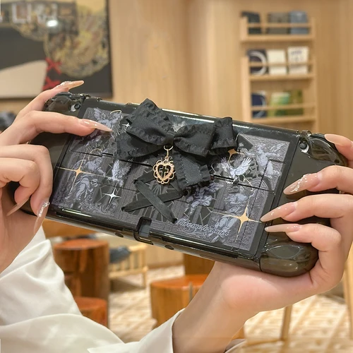 Imagen 2 del producto Funda protectora de catedral gótica para Nintendo Switch / OLED / Switch 2 - Carcasa dura ornamental con detalles arquitectónicos