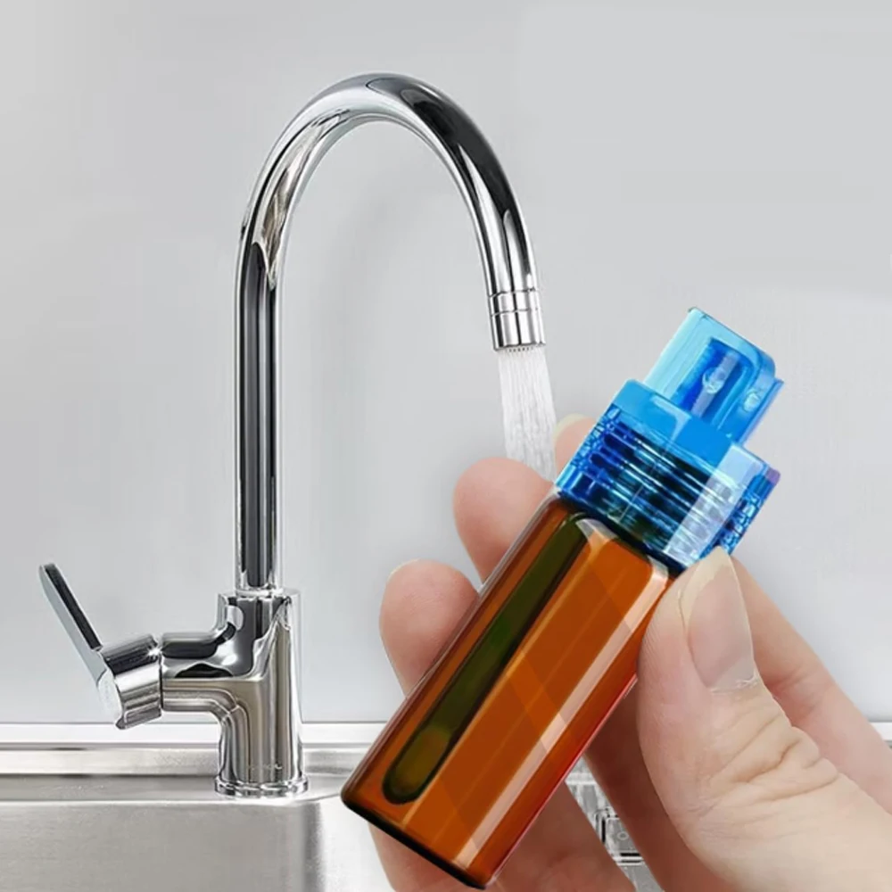 1/2/4/10Pcs Glass Storage Bottle Plastic Cover Spices Case Travel Box With Spoon Party Smoking Accessories Bullet Dispenser