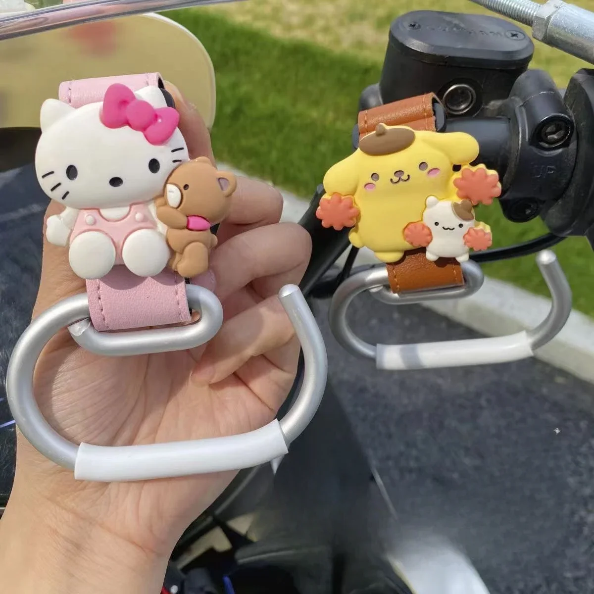 MINISO Sanrio HelloKitty Motorcycle Front Universal Anime Melody Kulomi Pudding Dog Helmet Handbag Backpack Hook Free Punching