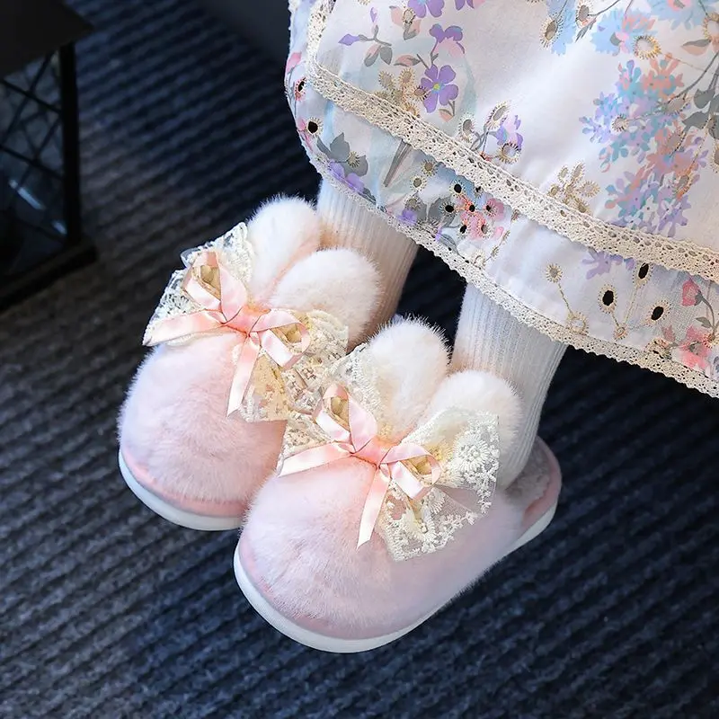

Теплые тапочки для девочек, зимние домашние нескользящие мягкие подошвы, уютная милая дизайнерская обувь для малышей для детей, новые повседневные домашние тапочки
