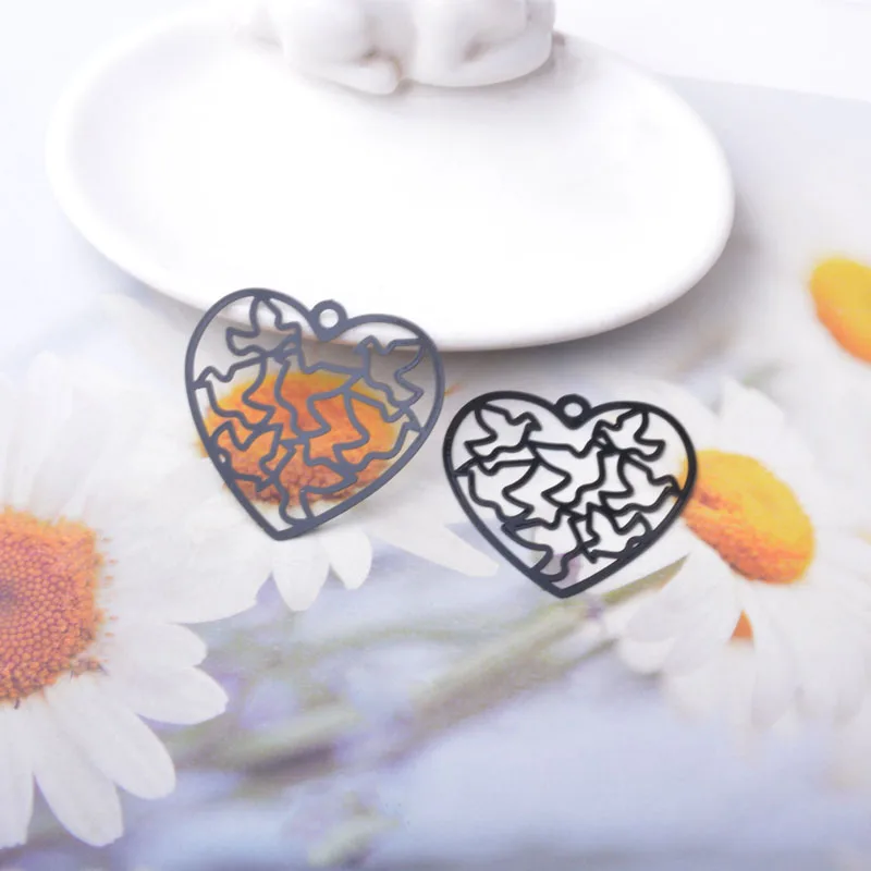 20 Stück Ausverkauf AB2085 Messing-Filigran-Schmuck Friedenstaube Anhänger Herzanhänger DIY Damen Ohrring Zubehör – Detail 5