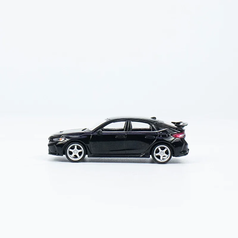 MINI GT 1:64 modelo de carro de brinquedo Civic Type R Crystal Black Pearl 2023 com roda Advan GT # 585 presentes de coleção de display LHD