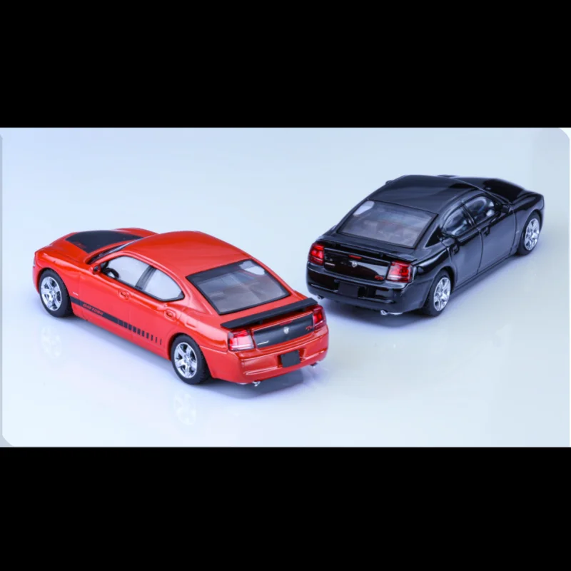 Rollin 1/64 2008 Charger 검정색과 빨간색 도색 테마 한정판 모델 자동차