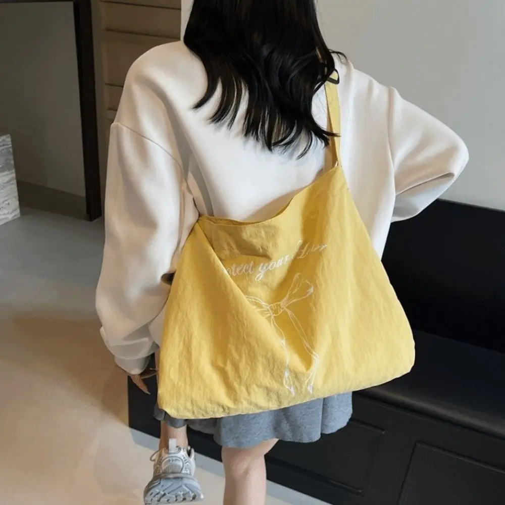 

Simple Korean Women's Tote Bag Nylon Large Capacity Bow Shoulder Bag Leisure Versatile Commute Bag Ladies/Girls