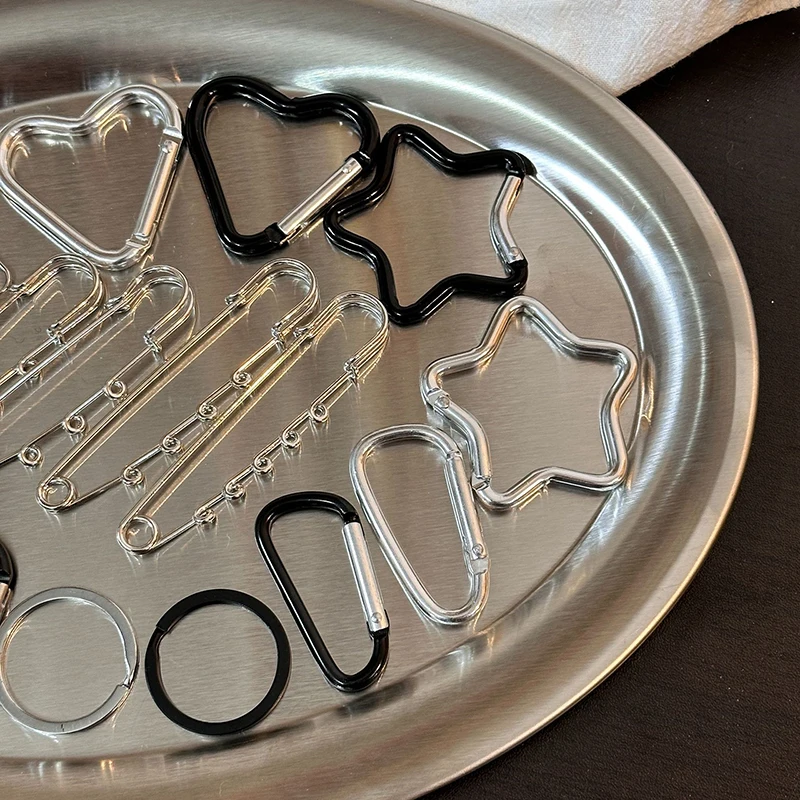 2/3PCS Backpack Camping Hiking Traveling Accessories Metal Outdoor Star Shaped Spring Locking Carabiner Clip Keychains