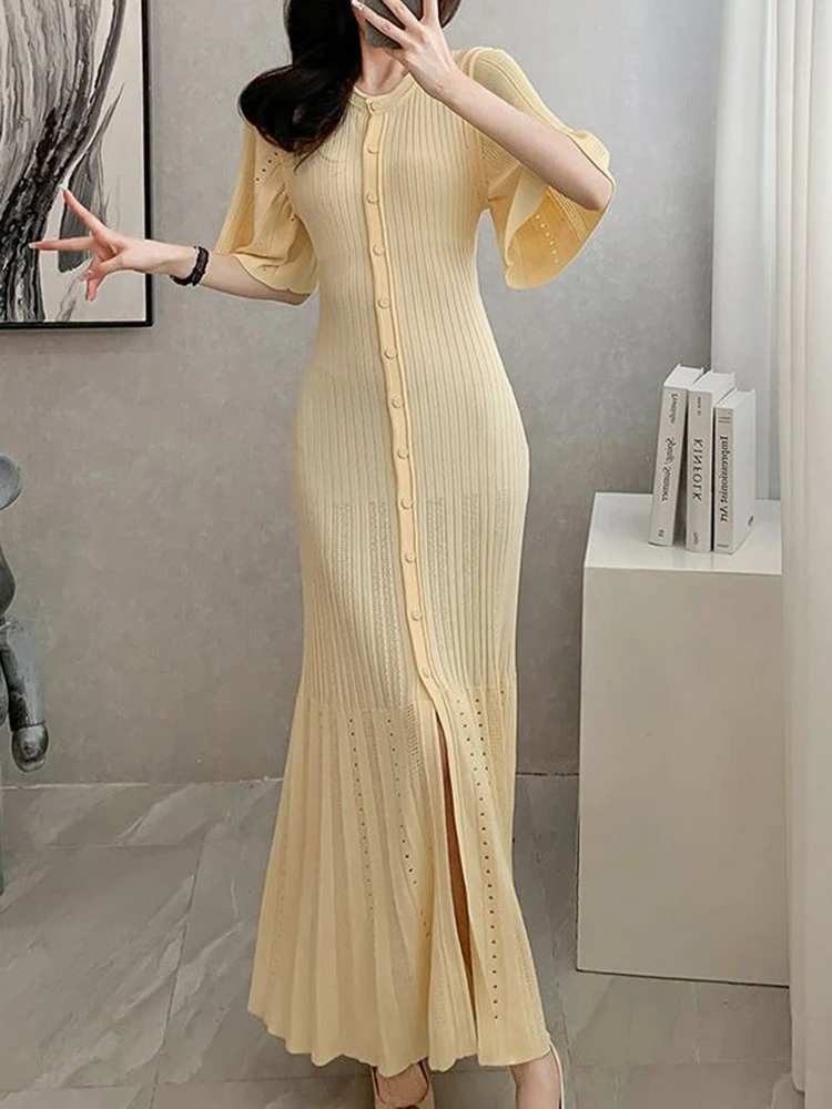 

South Korea Elegant Solid Pleated Hem Women Knit Midi Dress Fashion O-neck Short Sleeve Button Slim Dresses Summer Lady Robe