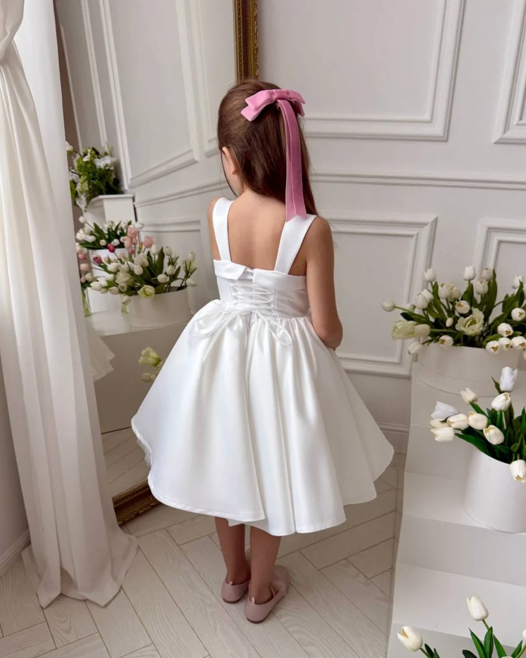 Princess White Flower Girl Dress for Wedding Sleeveless Satin Knee Lenght Infant Baptism Gowns First Communion Gowns Custom