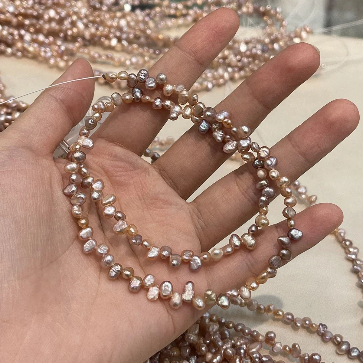 4-5mm Natürliche Süßwasserperlen Lila Orange Weiß Doppelt Polierte Perlen für Schmuckherstellung DIY Halskette Armband Ohrringe Zubehör – Detail 8