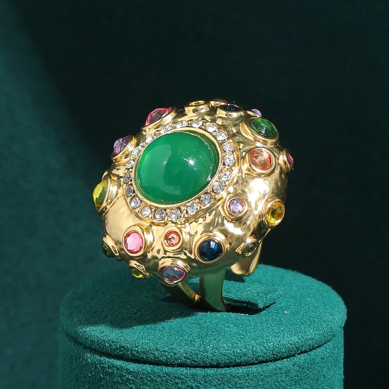 

Antique Gold Color Round Rhinestone Colorful Green Flower Rings Vintage Natural Stone Women Anniversary Retro Palace Accessories