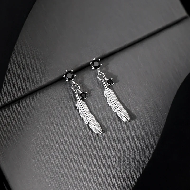 Wholesale Silver Color Feather Earrings  for Women New Fashion High Grade Luxury Ear Studs Fashion Jewelry Birthday Gifts