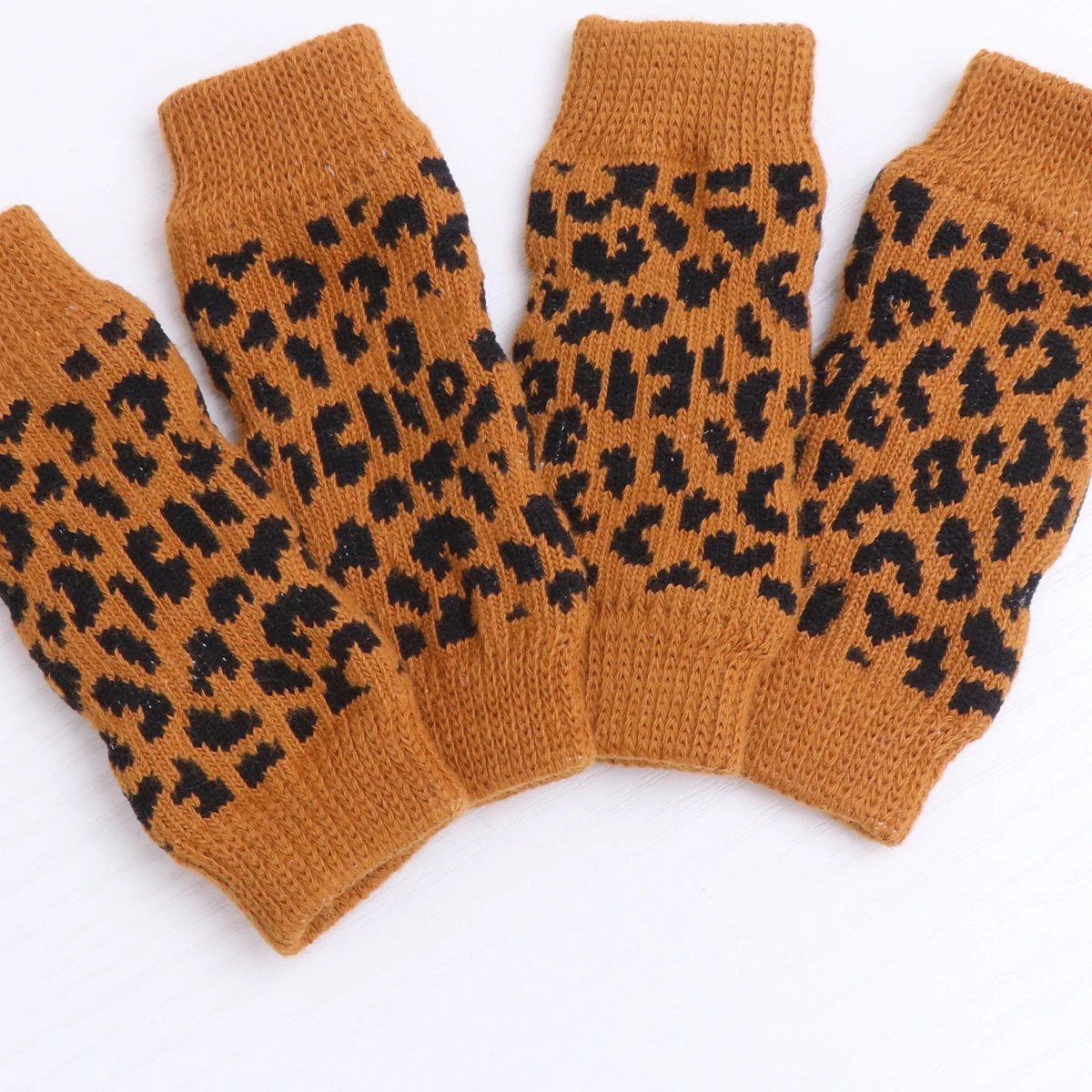 

4pcs Socks Leopard Pet Leg Protect Sock Pattern Warm Pet Stockings Anti dirty Leg Protector Thick Material Holiday Gift