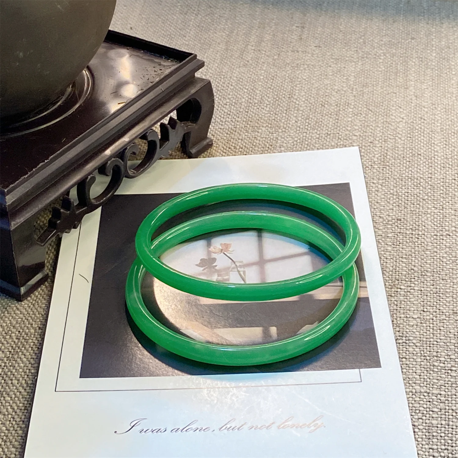 2Pcs/Set Imitation Natural Jade Jingle Bangles, Vintage Style