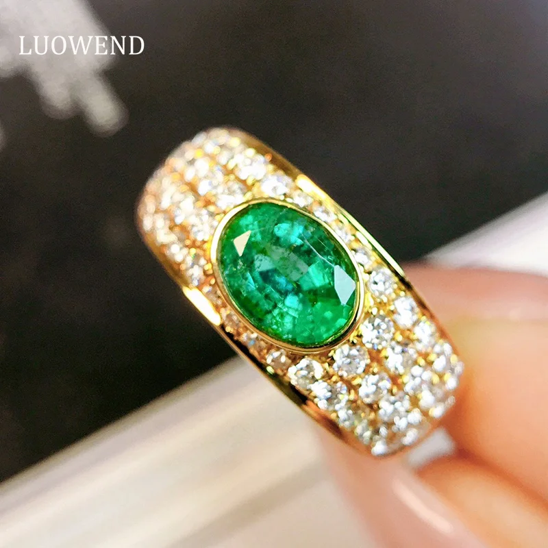 LUOWEND 100% 18K Yellow Gold Rings Classic Shiny Design Natural Emerald Ring for Women Senior Banquet Luxury Diamond Jewelry