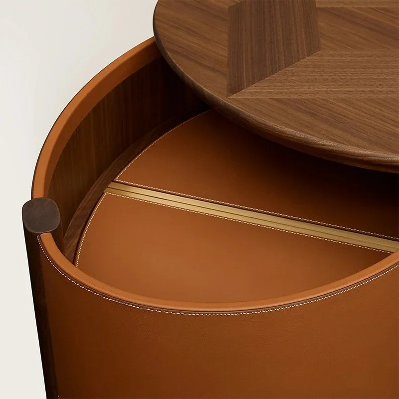 خشب الجوز الصلب الإيطالي البسيط من خشب الجوز، تخزين دوار من الجلد، e dge ta ble، قهوة تا ble