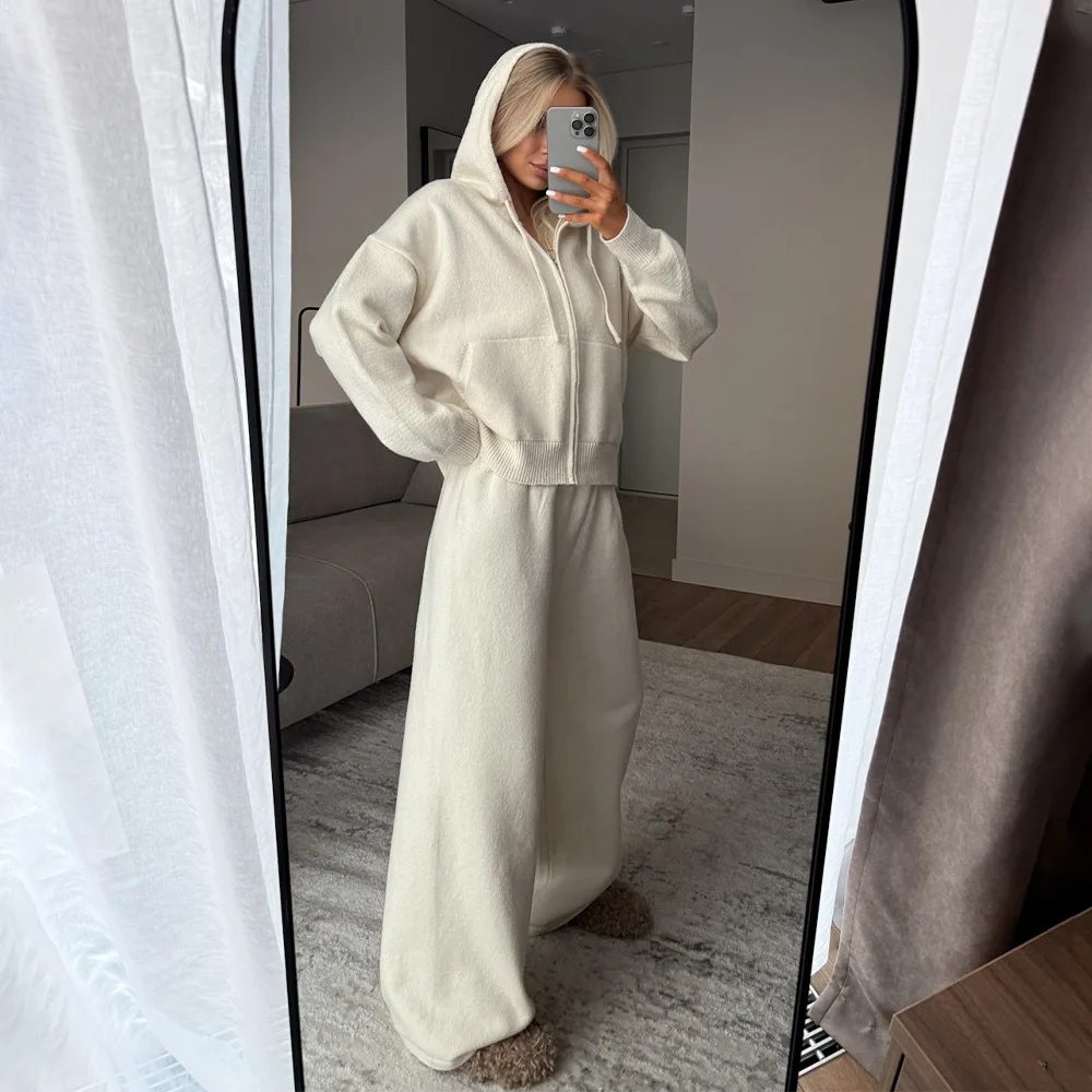 Autumn and Winter Women Sports Style Hoodie Wide Leg Pants Set Elegant Thick Warm Soft Antibacterial Knitted Sweater Pants 2Pcs view 3