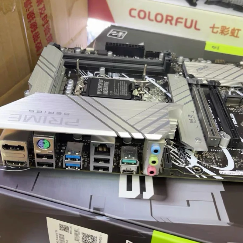 La placa base ASUS Z790-P D5 admite DDR5 (Intel Z790/LGA 1700)