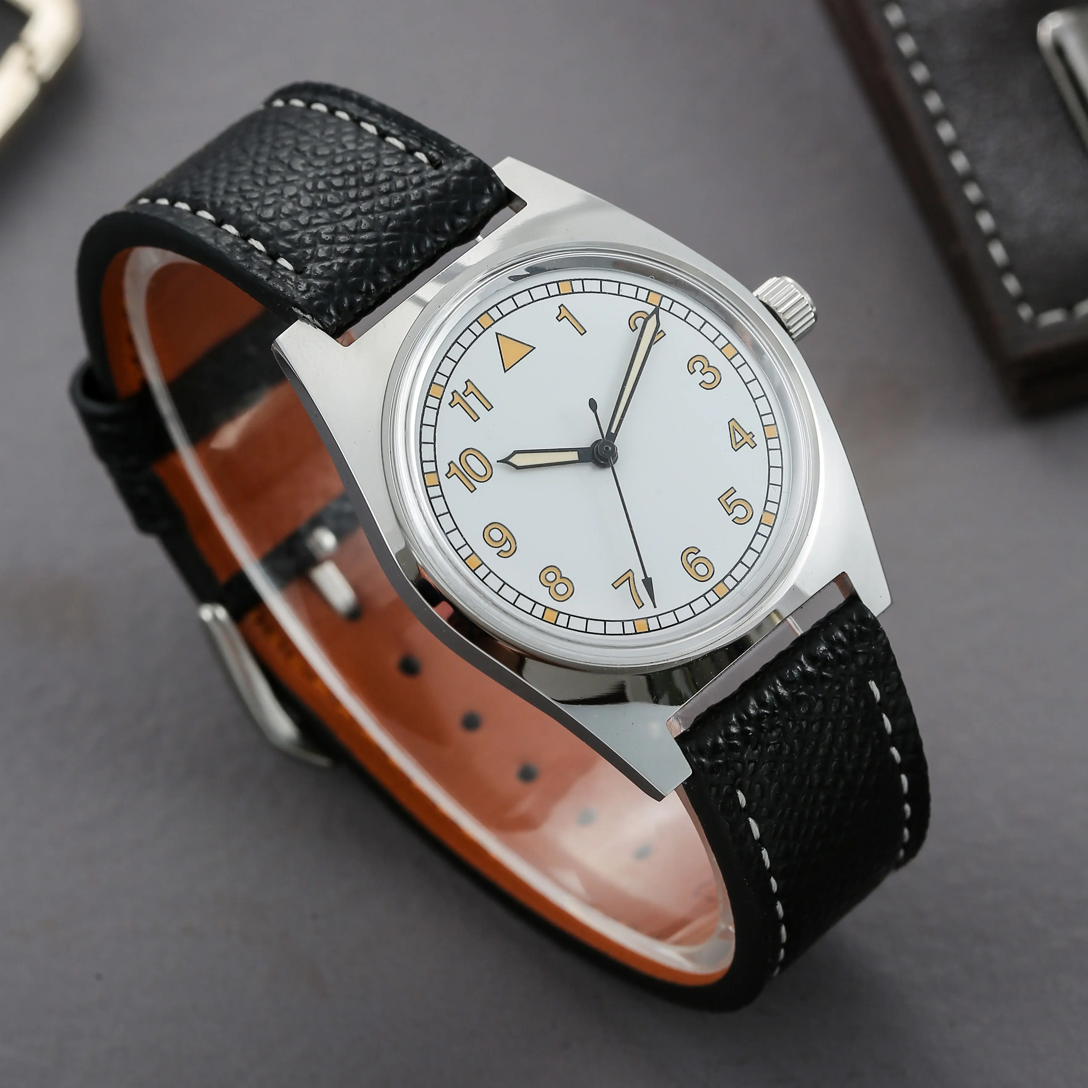 36mm Men Manual Wind Mechanica - Field Watch Military recension och pris
