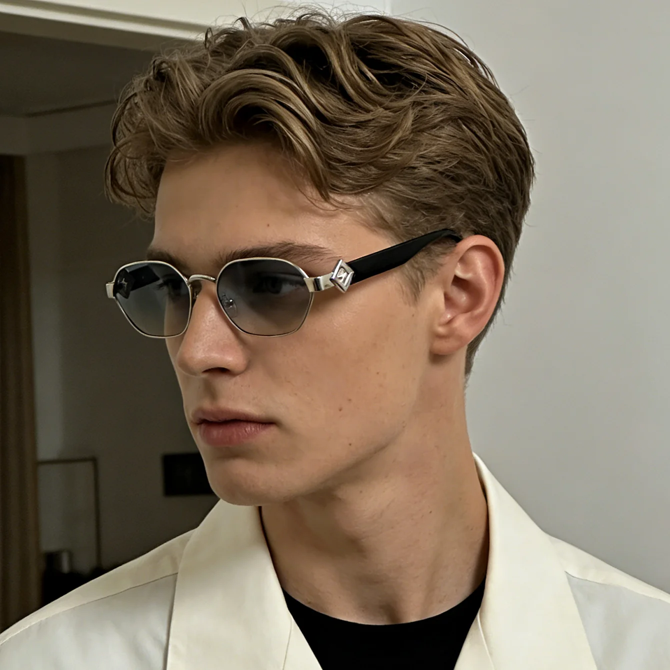 1 paire de lunettes de soleil pour hommes, nouveau design, métal léger, forme ovale, sensation haut de gamme, style rétro, polyvalentes, tendance, adaptées à Dai