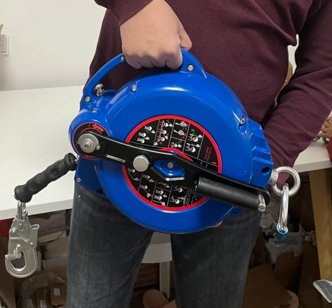

Lifting Device Integral-rescue Facility Retractable Type Fall Arrest System with Rescue 20 Meter Safety Lifeline Fall Prevention