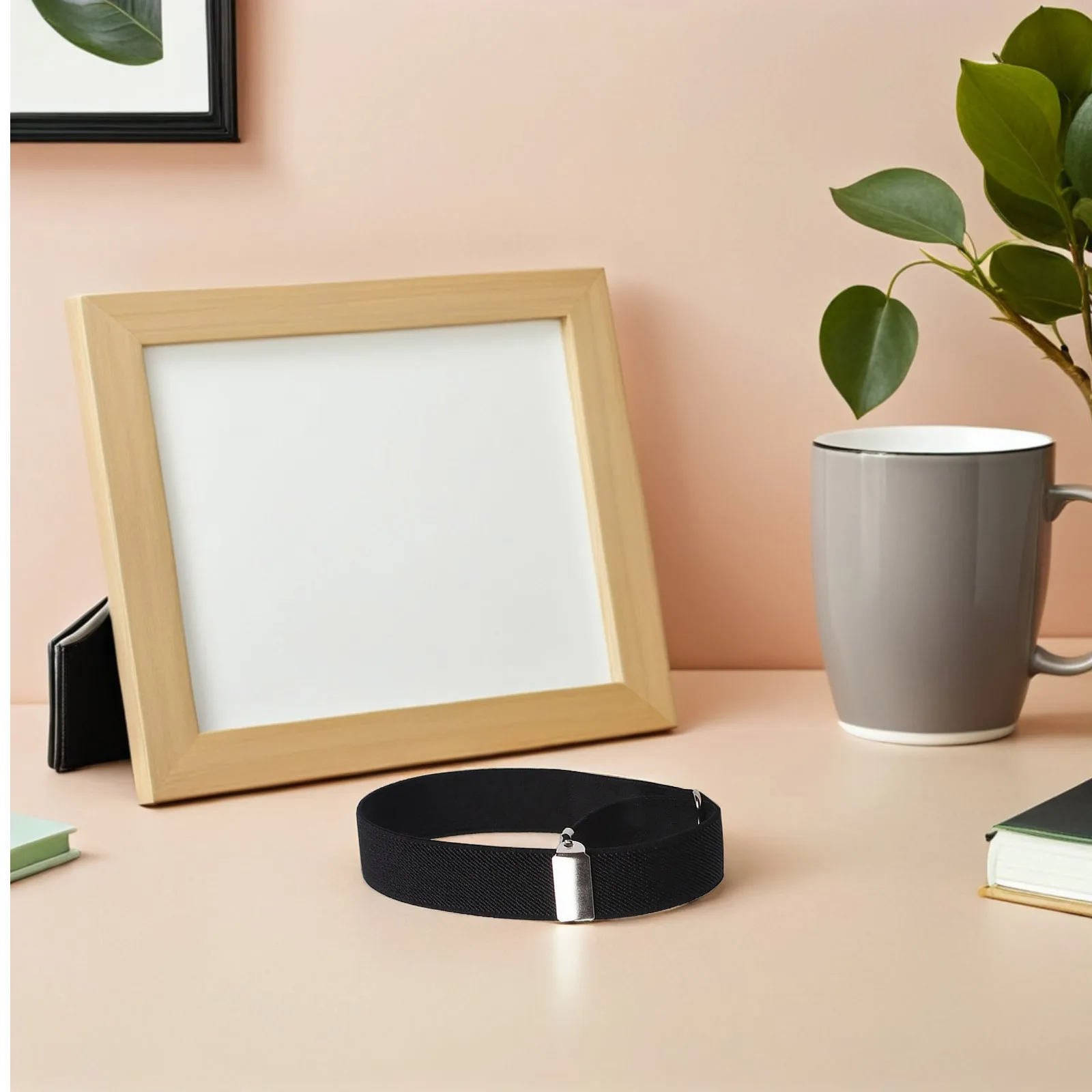 

5Pairs Black Elastic Arm Bands Stretch Sleeve Garters Unisex Adjustable Fit for Active Movement Comfortable Arm Cuff Upper