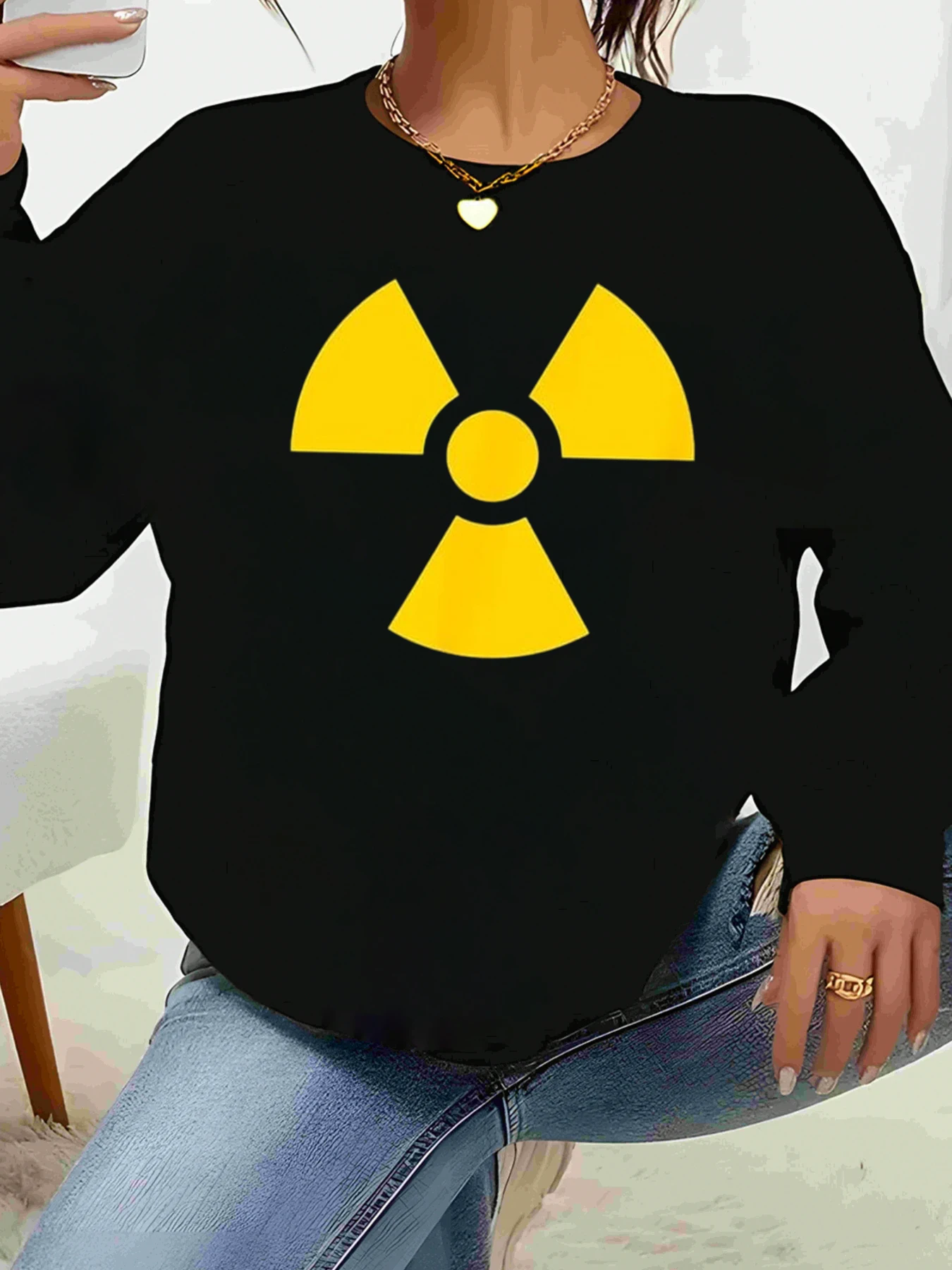 

Топ с длинными рукавами и принтом радиационного символа, повседневная одежда на Хэллоуин, женская мода