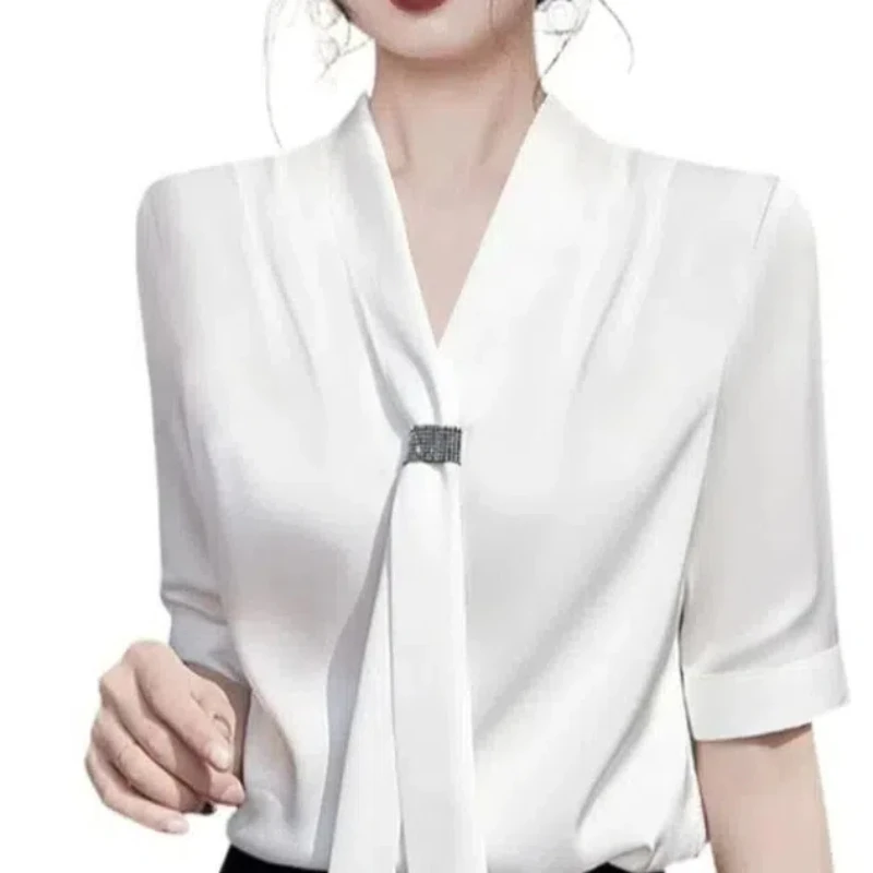 2024 Summer Women\'s Leisure Fashion Elegant Commuting V-neck with Diamond Light Luxury Professional Small Crowd Tie up Shirt Top