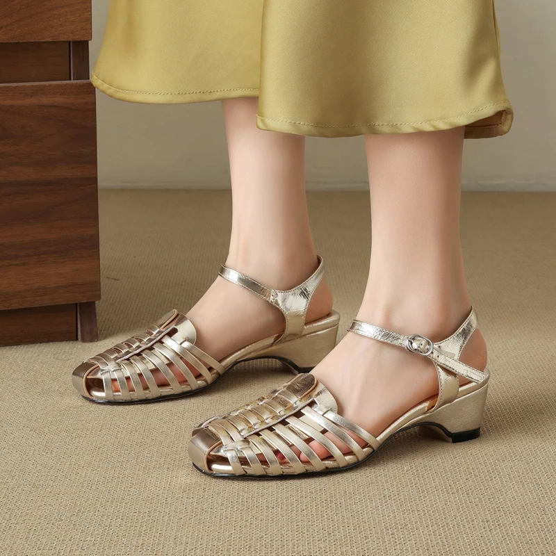 

Women's new summer leather cowhide round toe, elastic buckle hollow out breathable retro toe Roman shoes fashion sandals