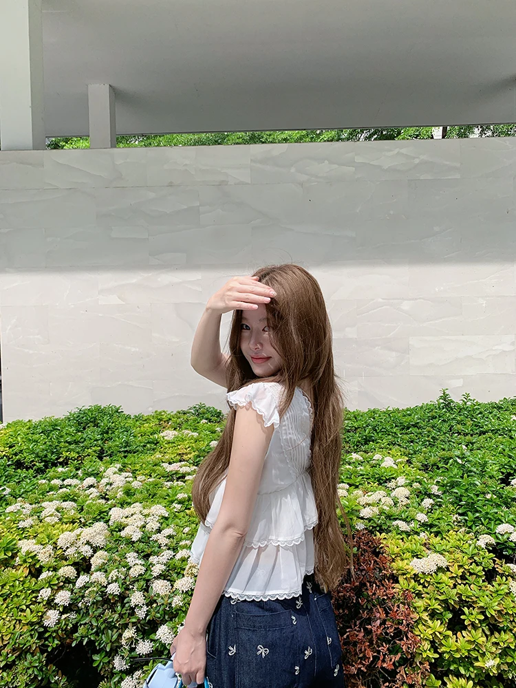 

Летняя женская блузка Sasaouni с V-образным вырезом, многослойная, с кружевной отделкой, из шифона, свободного кроя, в стиле «сладкая кукла»