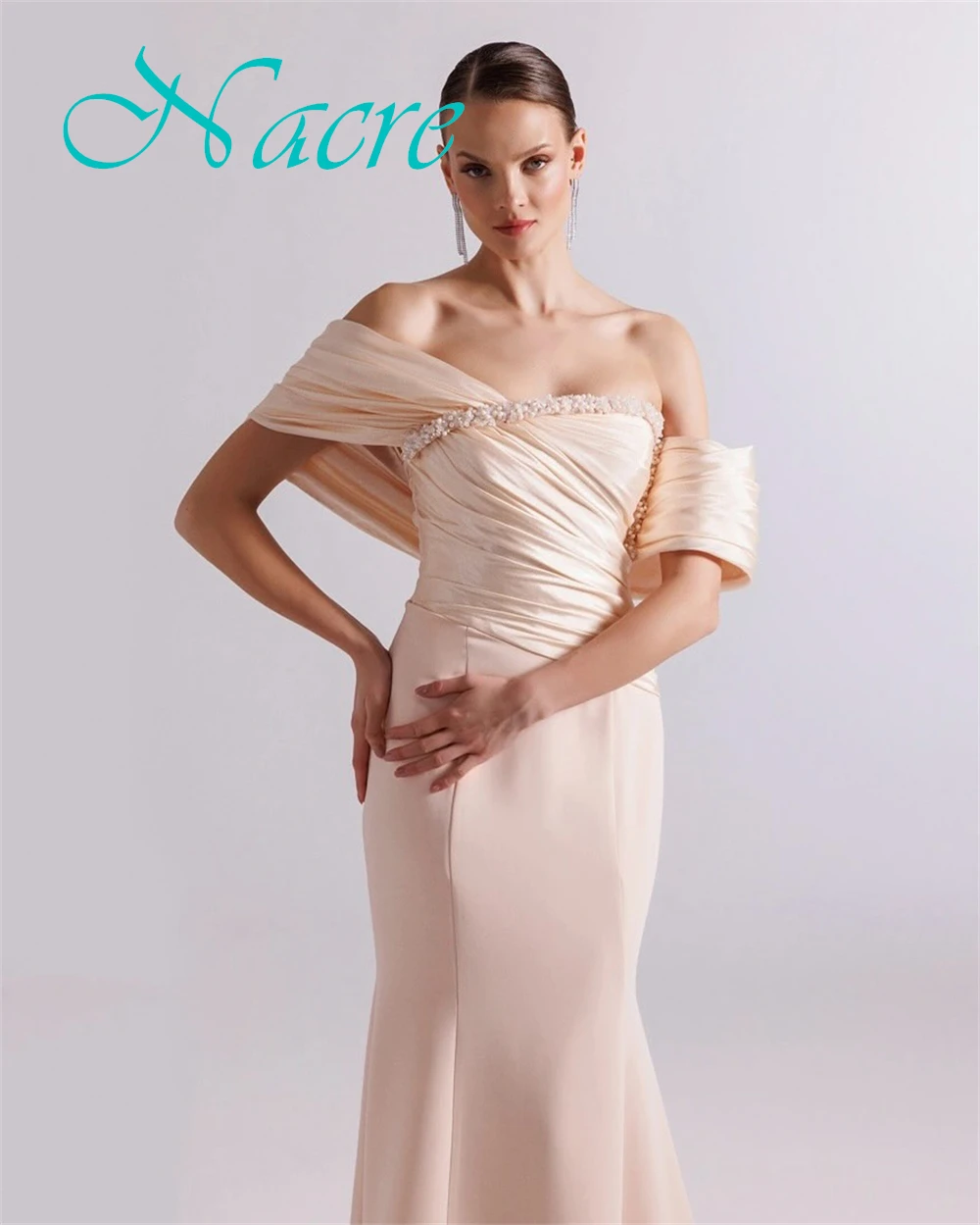 カスタマイズされたフォーマルジャージストラップレスイブニングドレス繊細な真珠ウエディングドレス高級オフショルダー特別な日のドレス