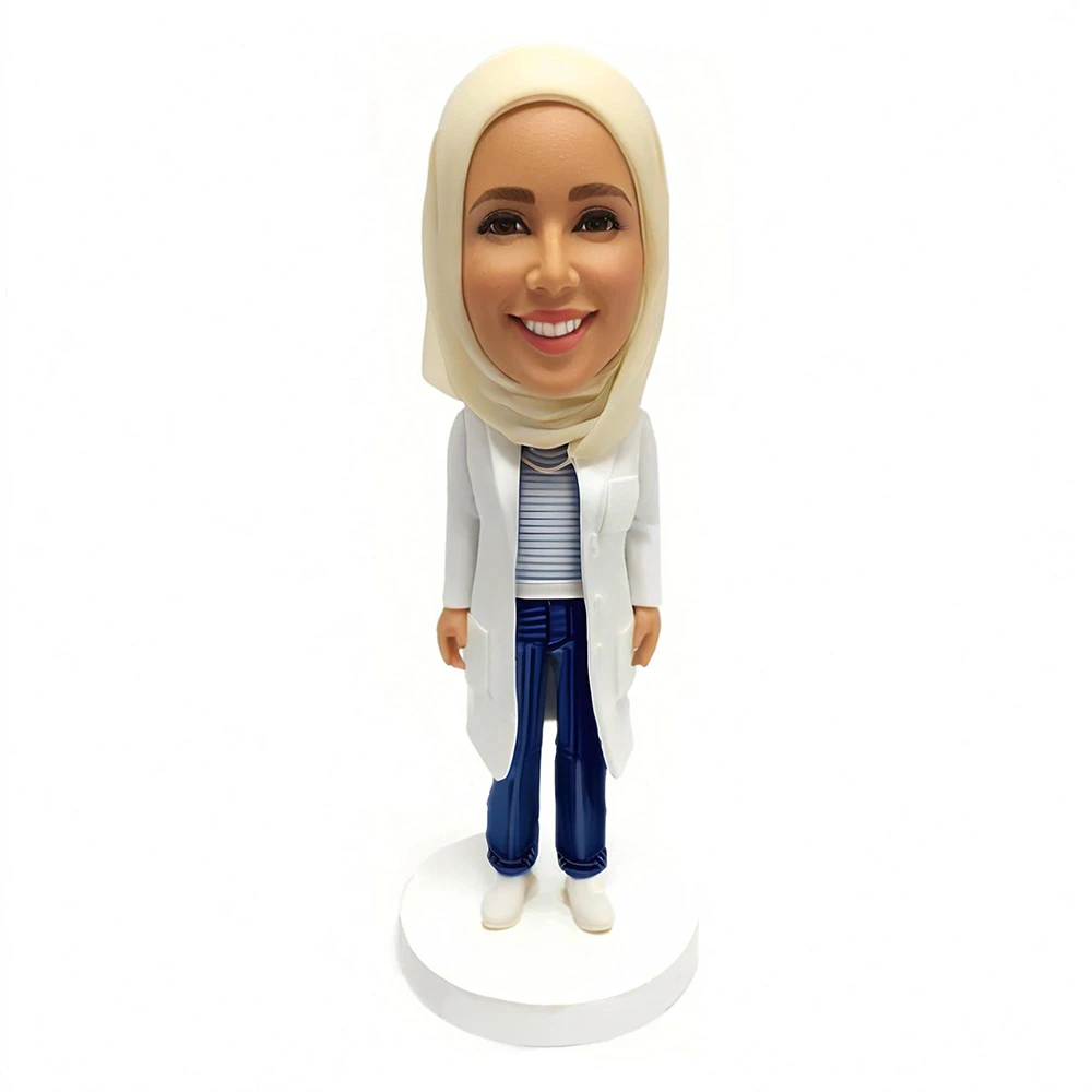 

Custom Arab Doctor Bobblehead Figurine, Saudi Arabia Woman Denstist Professional in White Coat, Personalized Nurse Sculpture