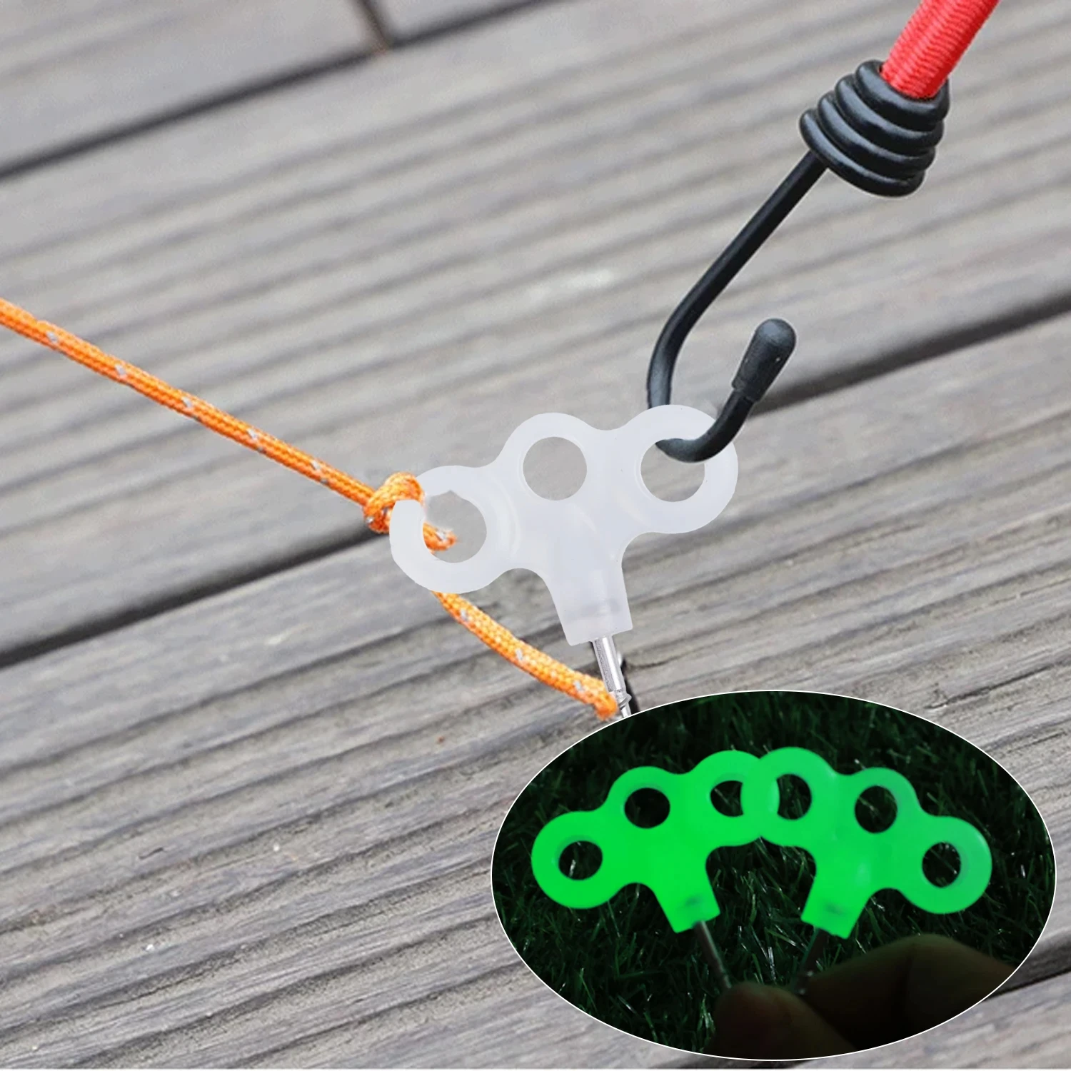 6 قطع خطافات لولبية، أبازيم حبل، دبابيس تخييم للمشي لمسافات طويلة، مسامير خيمة، ملحقات خيمة تروس خارجية مضيئة للسفر، مشابك حبل خارجية بثلاث عيون، ملحقات الخيمة