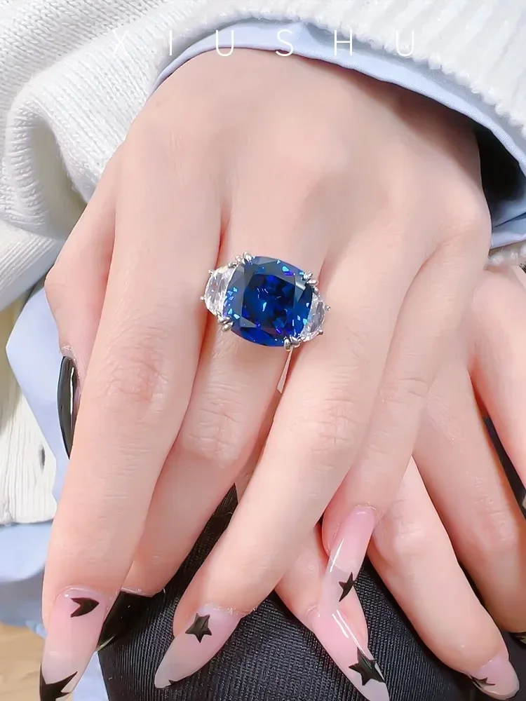 Fashionable and Exquisite Luxury 100% 925 Sterling Silver Royal Blue Ring Set with High Carbon Diamond Luxury Wedding Jewelry