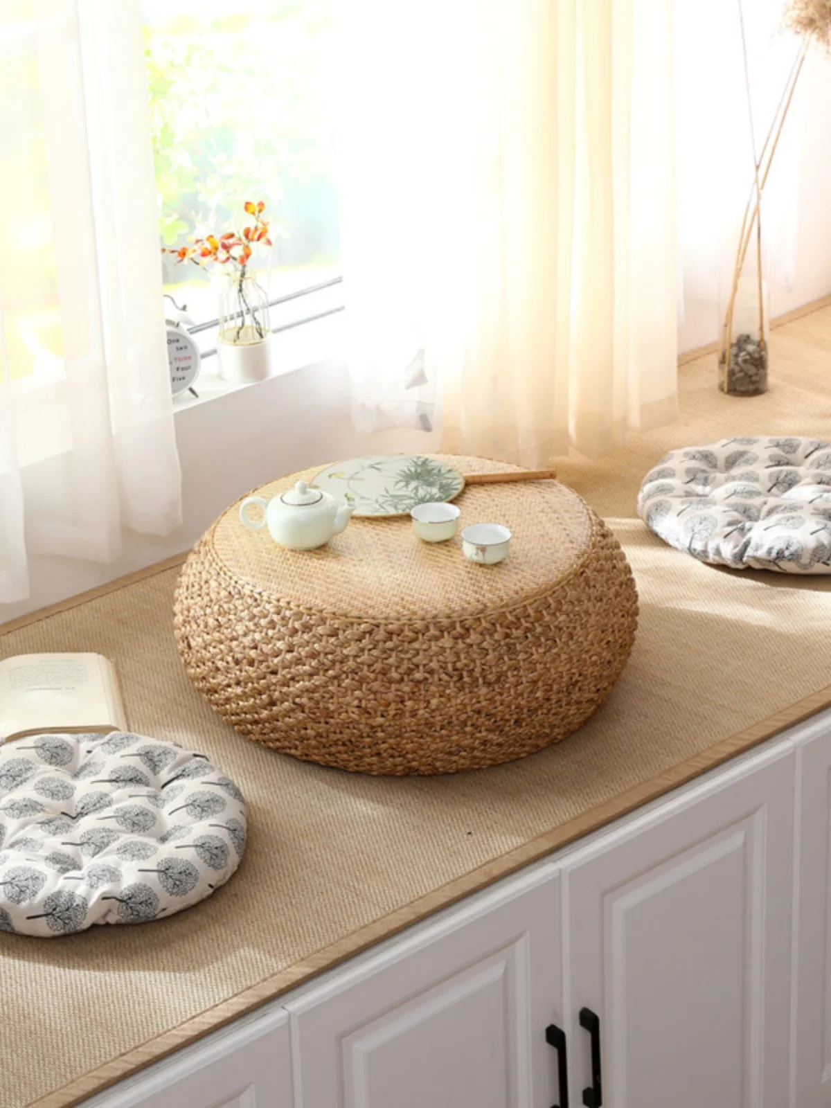 Rattan tatami table, bay window, small coffee table, Japanese window sill, small table, balcony, simple low table