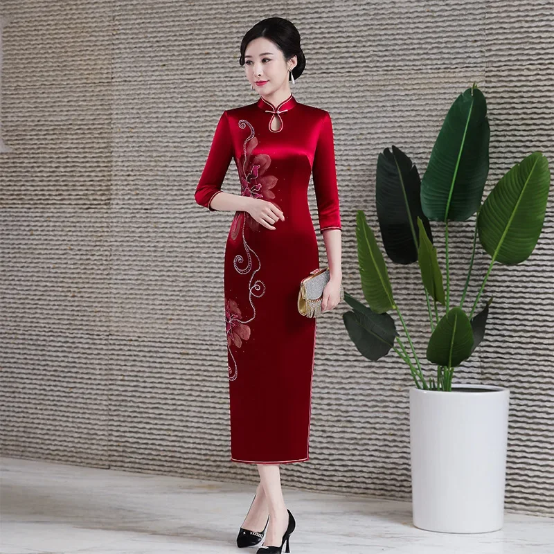 

Chinese Style Female Long Qipao Sexy Slim Half Sleeve Cheongsam Dress Burgundy Print Flower Mandarin Collar Vestidos 3XL 4XL