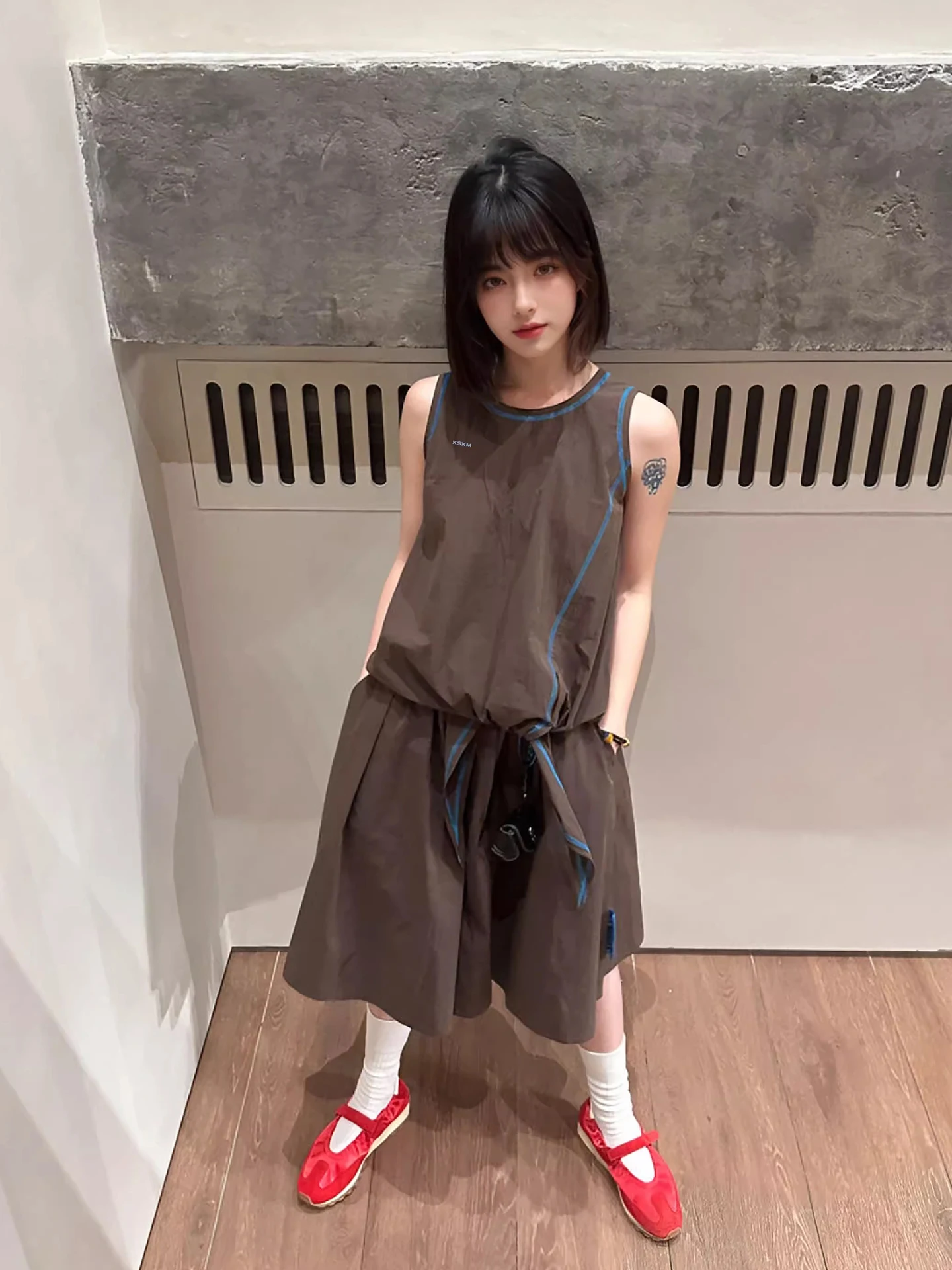 

Summer plus Size Women's Loose Coffee Vest Top And Wide Leg orts Set Faionable Streetwear plus Size Clothing Set