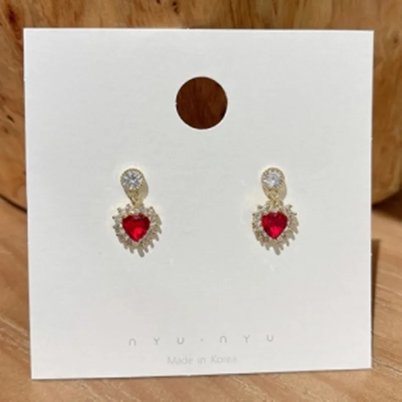 Sweet Girl Earrings Fashion New Temperament Palace Style Red Love Earrings Light Luxury High-end Crystal Spring Niche Earrings