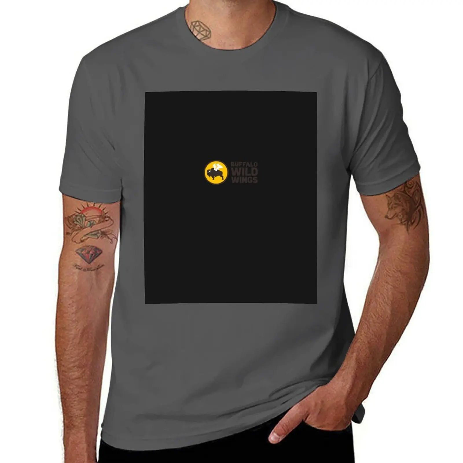 

Футболка с логотипом Buffalo Wild Wings, футболки для мужчин, футболки с рисунком, мужская футболка, хлопковая мужская футболка высокого качества, хлопковая футболка
