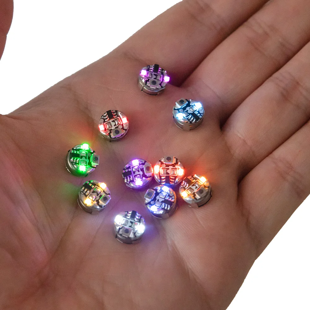 1 pièces Mini Super luminosité clé bouton lampe de commande Double lumières trois Modes bricolage Micro scène jouets voiture/Robot/boîtier de poupée matériaux