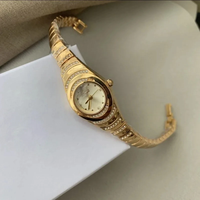 Ladies Quartz Wrist Watches Dress Watch Women Crystal Diamond Watches Gold Silver Clock Women Montre Femme