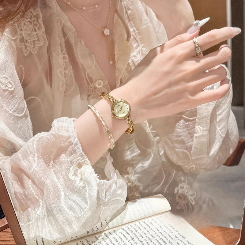 Classic Trend Ladies Watch Light Luxury Fashion Retro Waterproof 2025 New Quartz Watch Birthday Gift