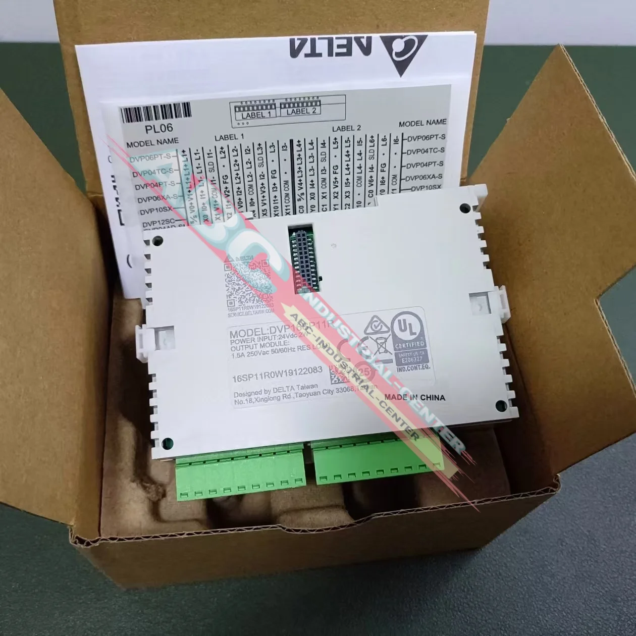 โมดูล PLC ใหม่ในกล่อง DVP16SP11TS DVP16XM211N