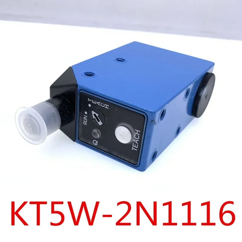 KT5W-2N1116 1018045 Sick Color Sensor Photoelectric Switch% New & Or Cable -1205-G02M / DOL-1205-W02M